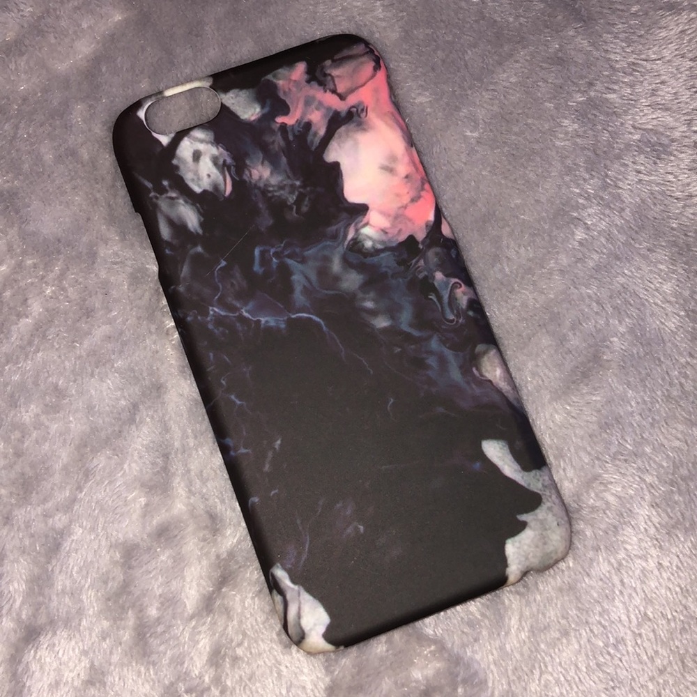 FREE‼️iPhone 6/6s matte abstract design/ colourful smoke/ case